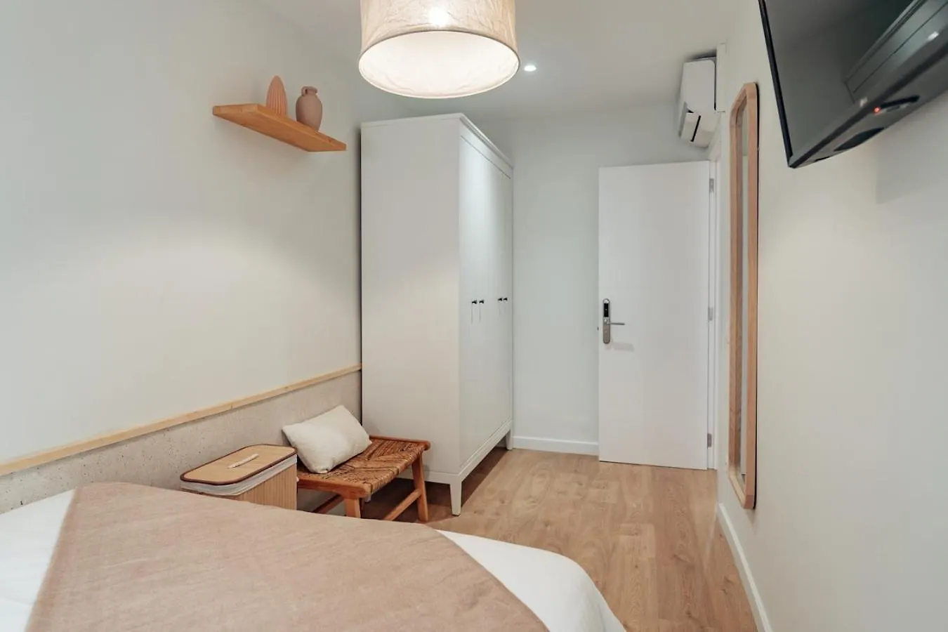 Casa Bohemia - Wonderful 2 Bedroom Apartment In Gracia Barcelona