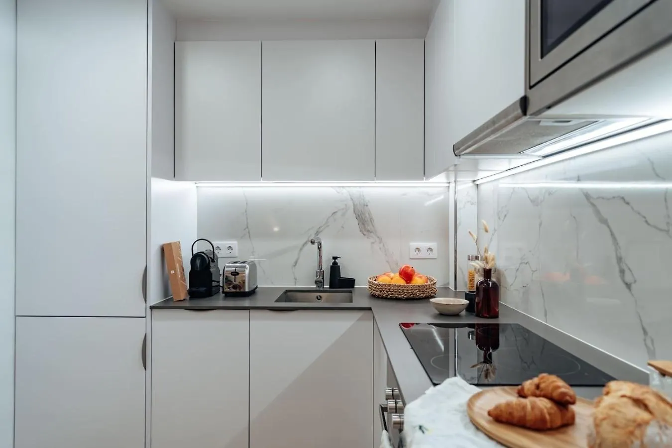 Casa Bohemia - Wonderful 2 Bedroom Apartment In Gracia Barcelona