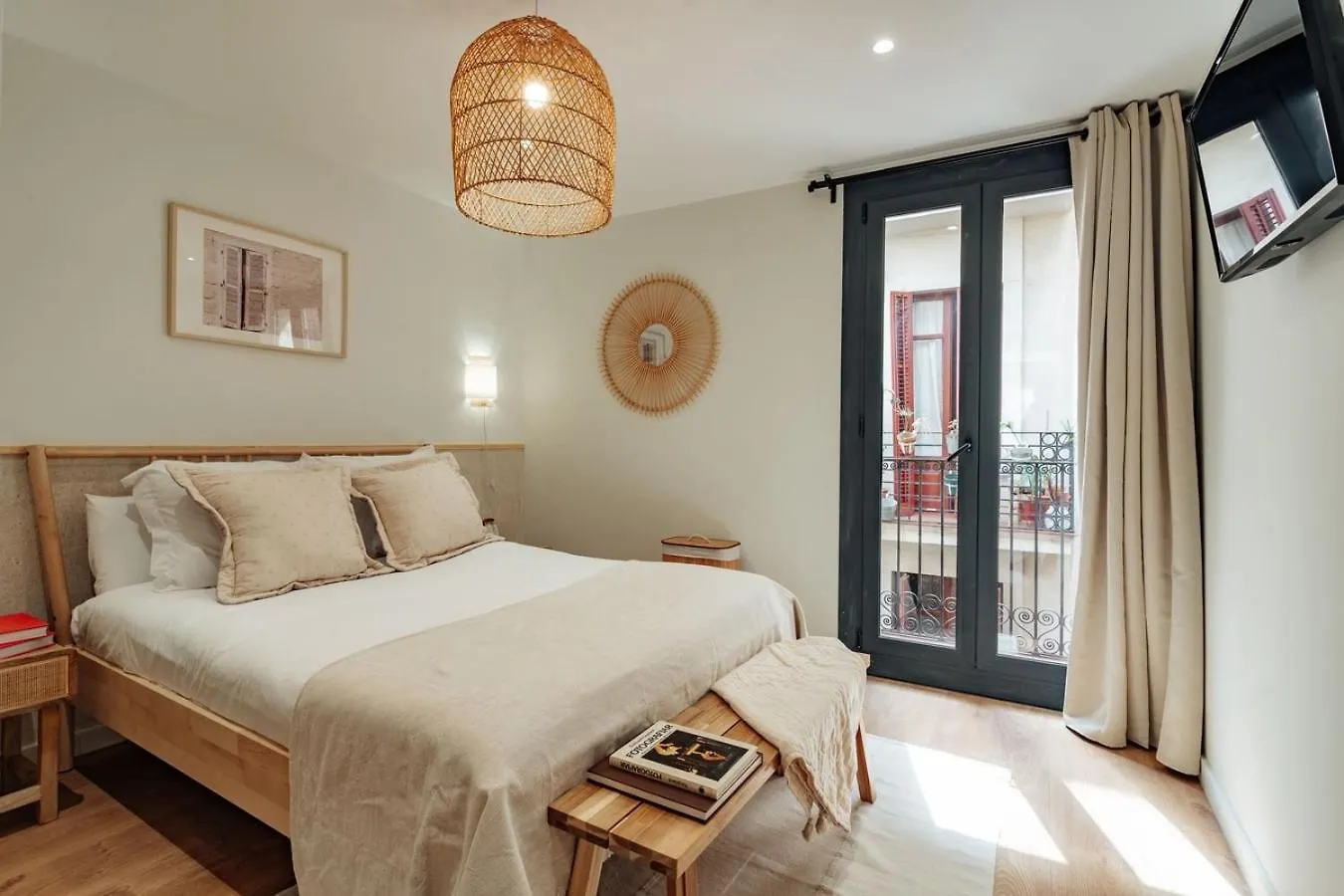 Casa Bohemia - Wonderful 2 Bedroom Apartment In Gracia Barcelona