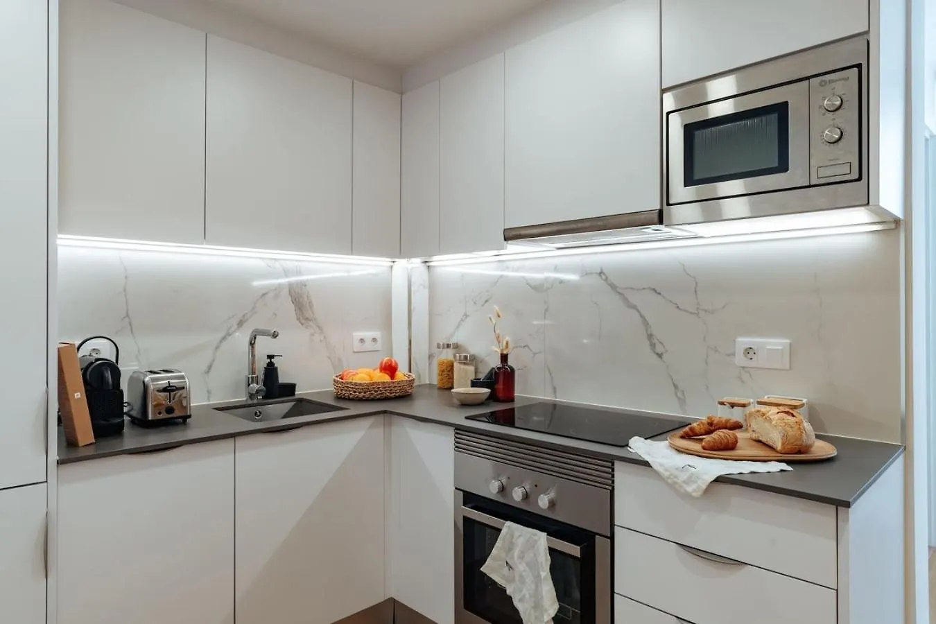 Casa Bohemia - Wonderful 2 Bedroom Apartment In Gracia Barcelona