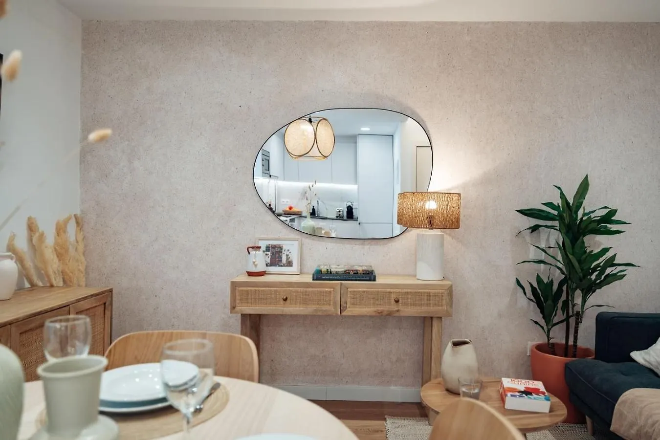 Casa Bohemia - Wonderful 2 Bedroom Apartment In Gracia Barcelona