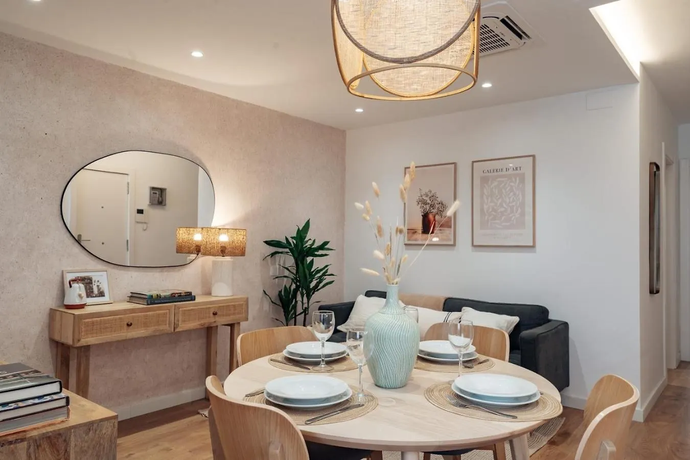 Casa Bohemia - Wonderful 2 Bedroom Apartment In Gracia Barcelona